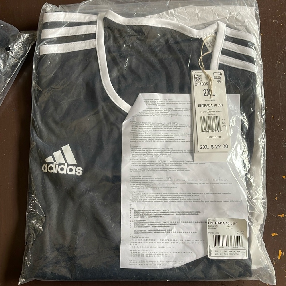 Adidas men shirt